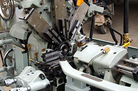 �C(j��)���S��